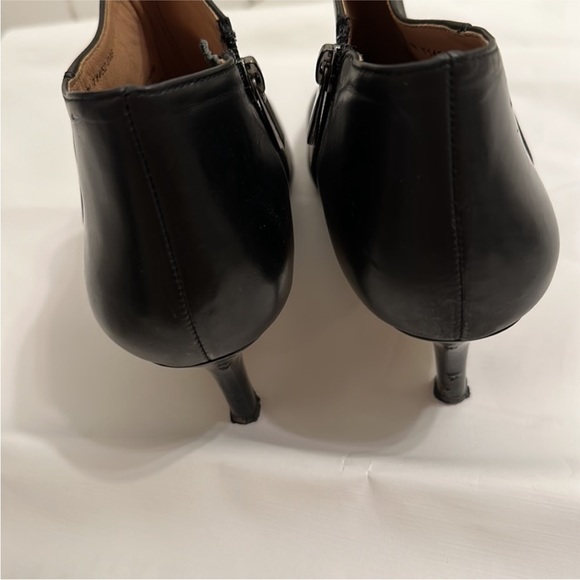 Trotters Leather Booties, 7.5W - Picture 14 of 16